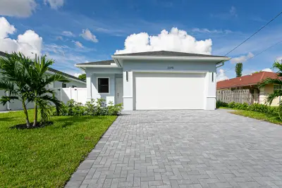 2375 Faith Ave, West Palm Beach: photo 1 of 52