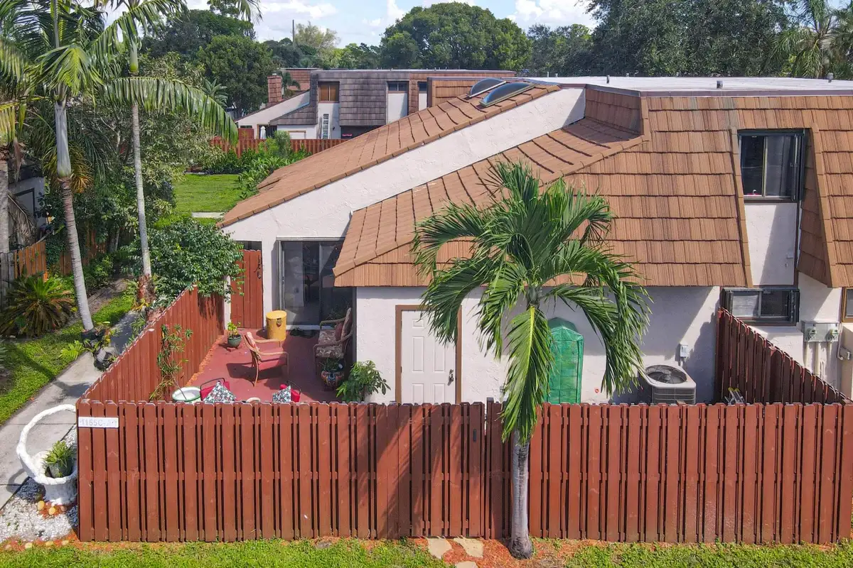 4155 Palm Bay Cir #C, West Palm Beach: photo 1 of 47
