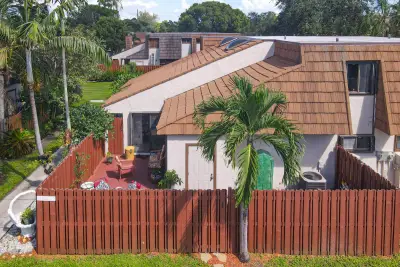 4155 Palm Bay Cir #C, West Palm Beach: photo 1 of 47