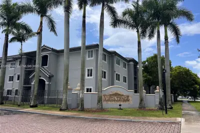 15430 SW 284th St #6202, Homestead: photo 1 of 5