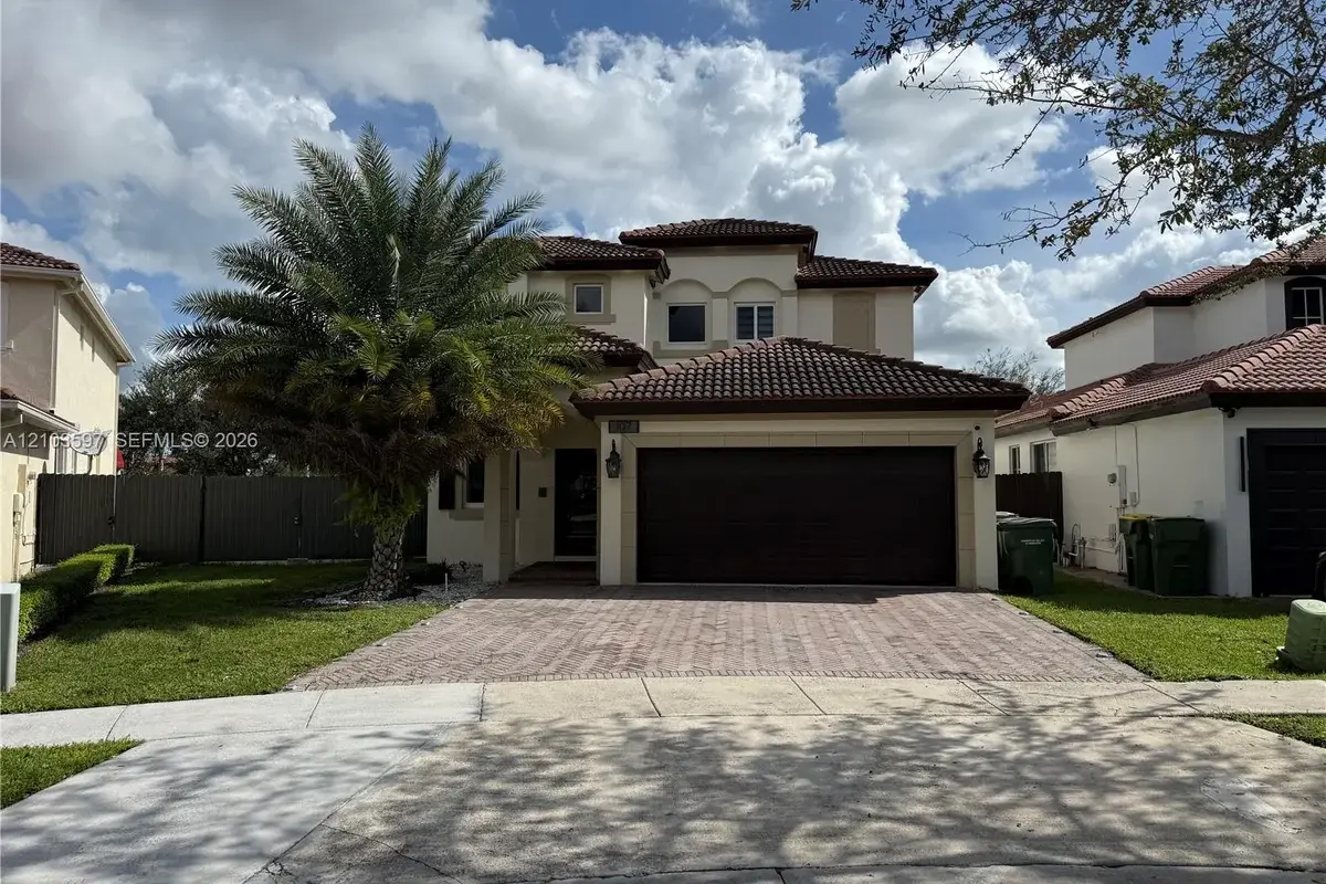 107 SE 22nd Ter, Homestead: photo 1 of 24