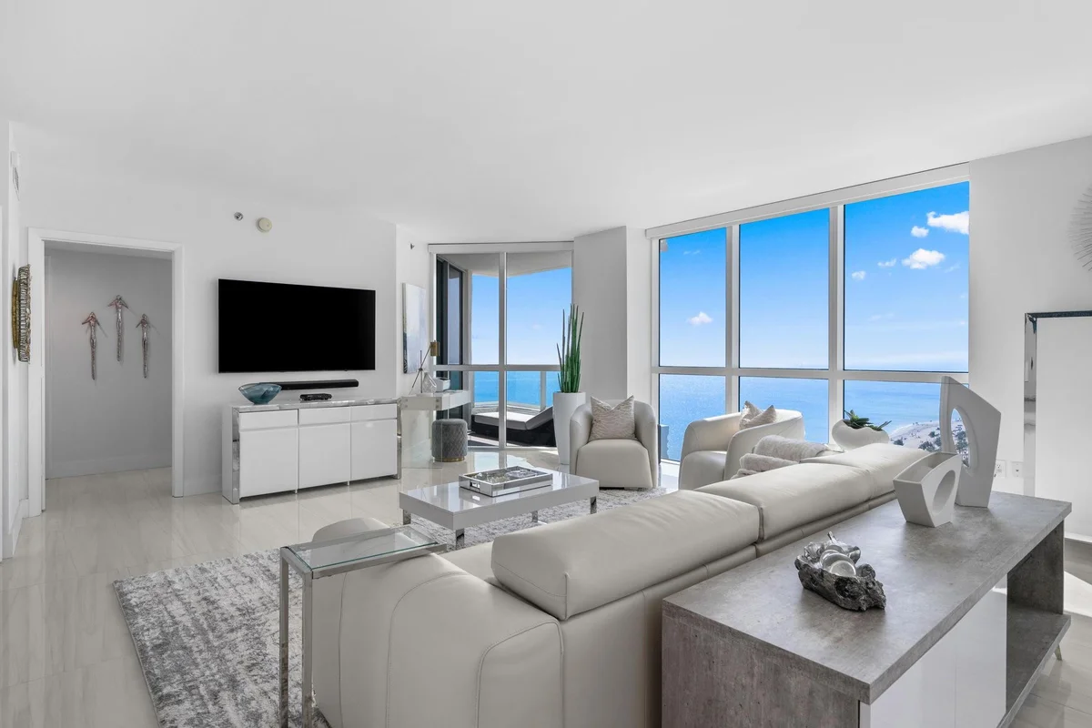 101 S Fort Lauderdale Beach Blvd #1807, Fort Lauderdale: photo 1 of 36