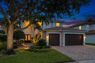 7372 Moneta St, Lake Worth: photo 1 of 43