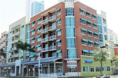2001 Biscayne Blvd #2415, Miami: photo 1 of 19