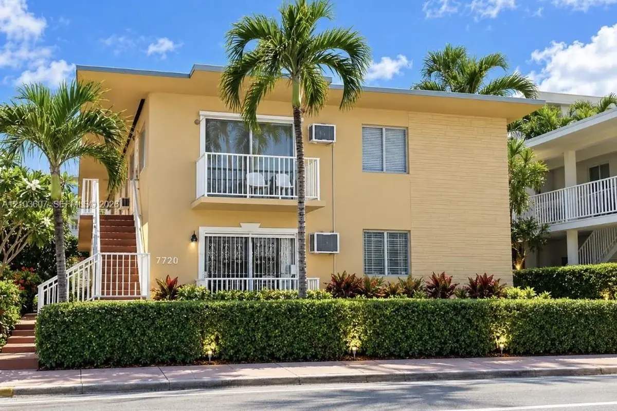 7720 Harding Ave #12, Miami Beach: photo 1 of 11