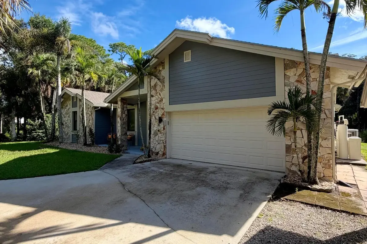 16789 98th Way N, Jupiter: photo 1 of 17