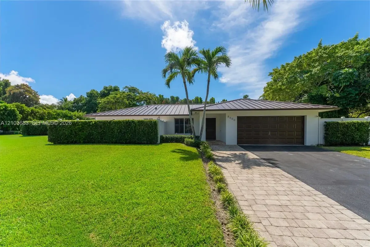 8600 SW 181st St, Palmetto Bay: photo 1 of 45