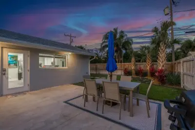 602 N 5th St #A, Lantana: photo 1 of 17