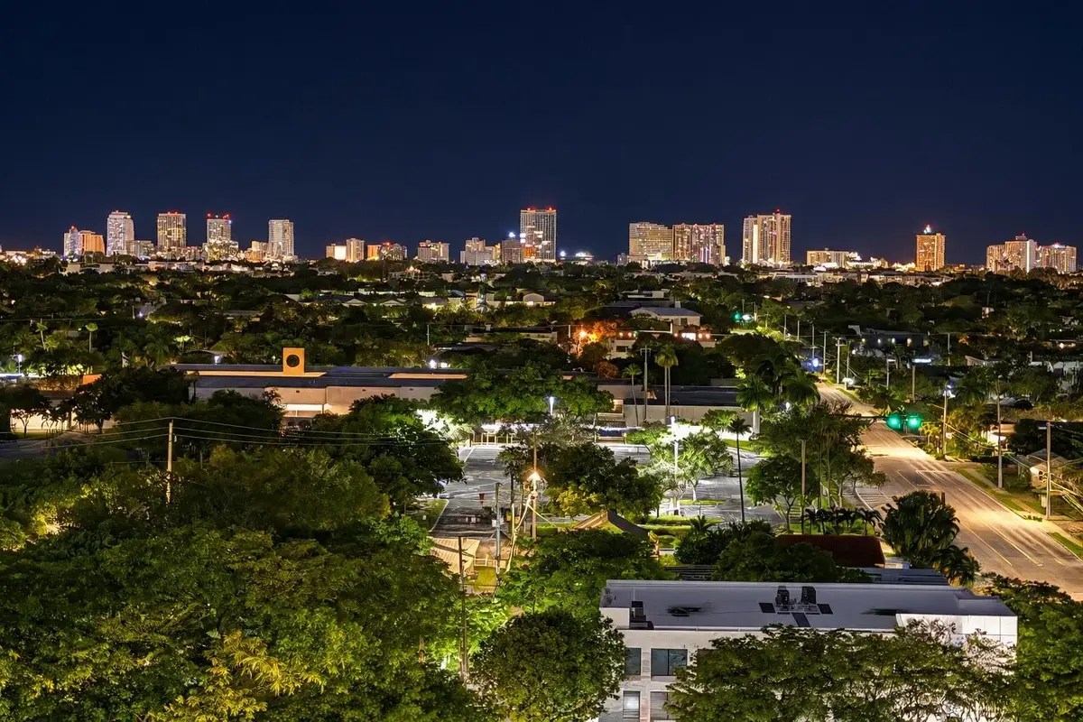 100 N Federal Hwy #1416, Fort Lauderdale: photo 1 of 21
