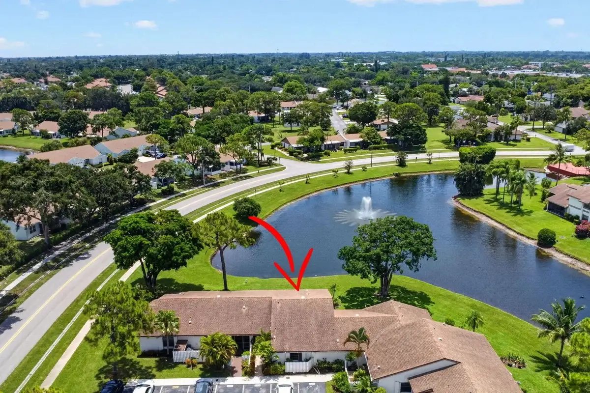 6102 Woodlake Blvd, Lake Worth: photo 1 of 33