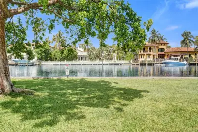 2000 Atlantic Shores Blvd #207, Hallandale Beach: photo 1 of 31