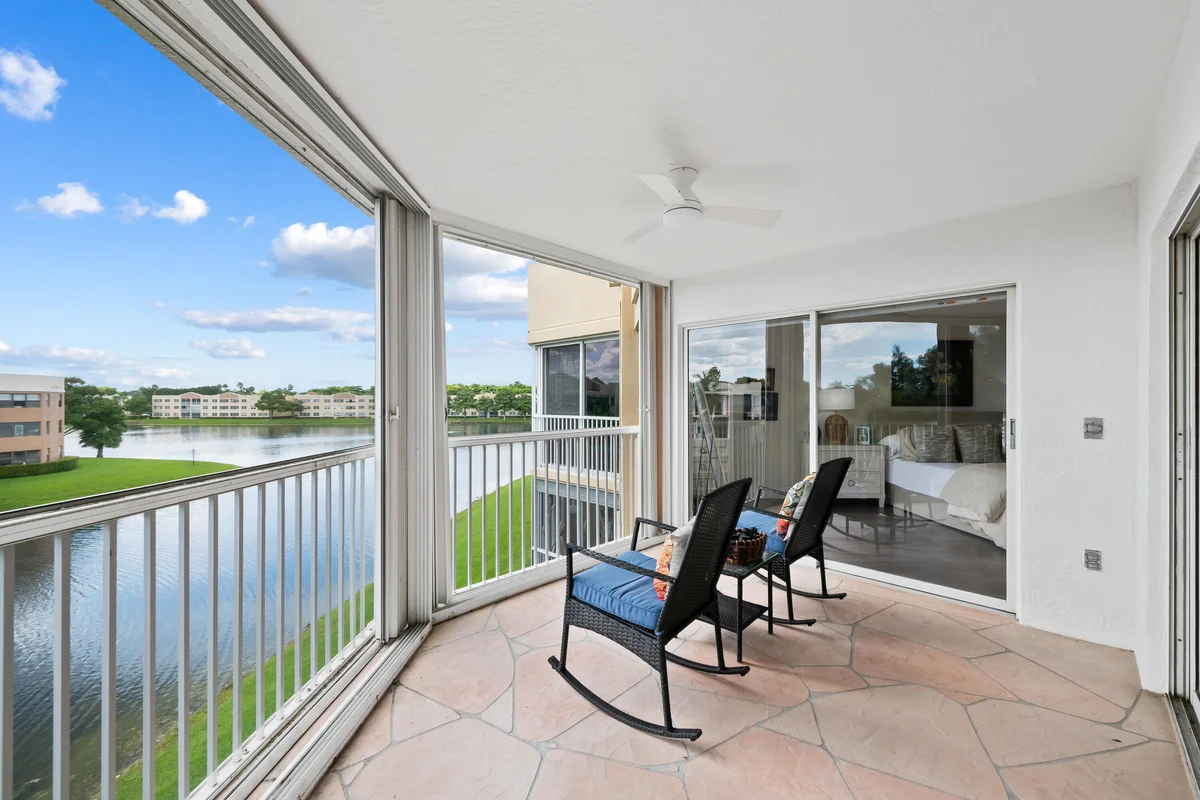 7361 Granville Dr #303, Tamarac: photo 1 of 34