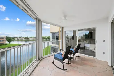 7361 Granville Dr #303, Tamarac: photo 1 of 34