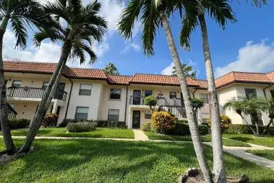 7281 Golf Colony Ct #203, Lake Worth: photo 1 of 29