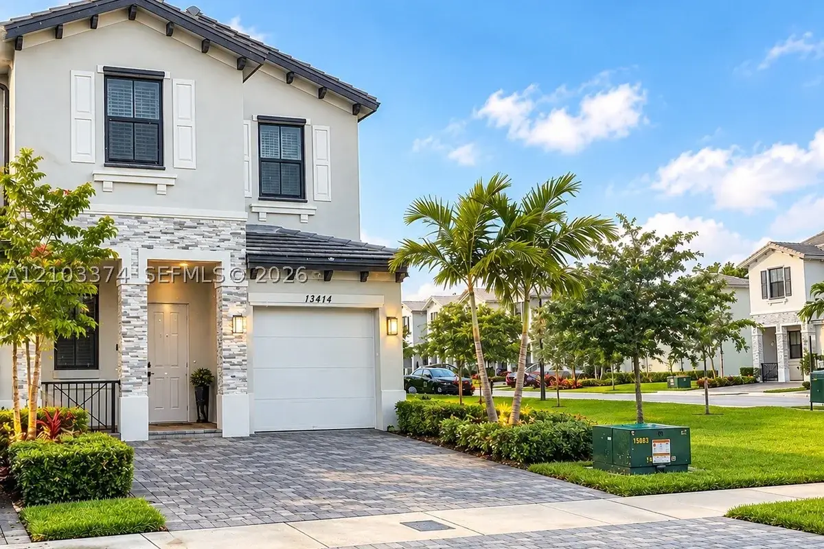 13414 SW 286th St, Homestead: photo 1 of 6