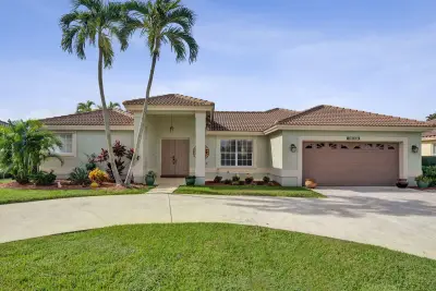 4312 NW 54th St, Coconut Creek: photo 1 of 48