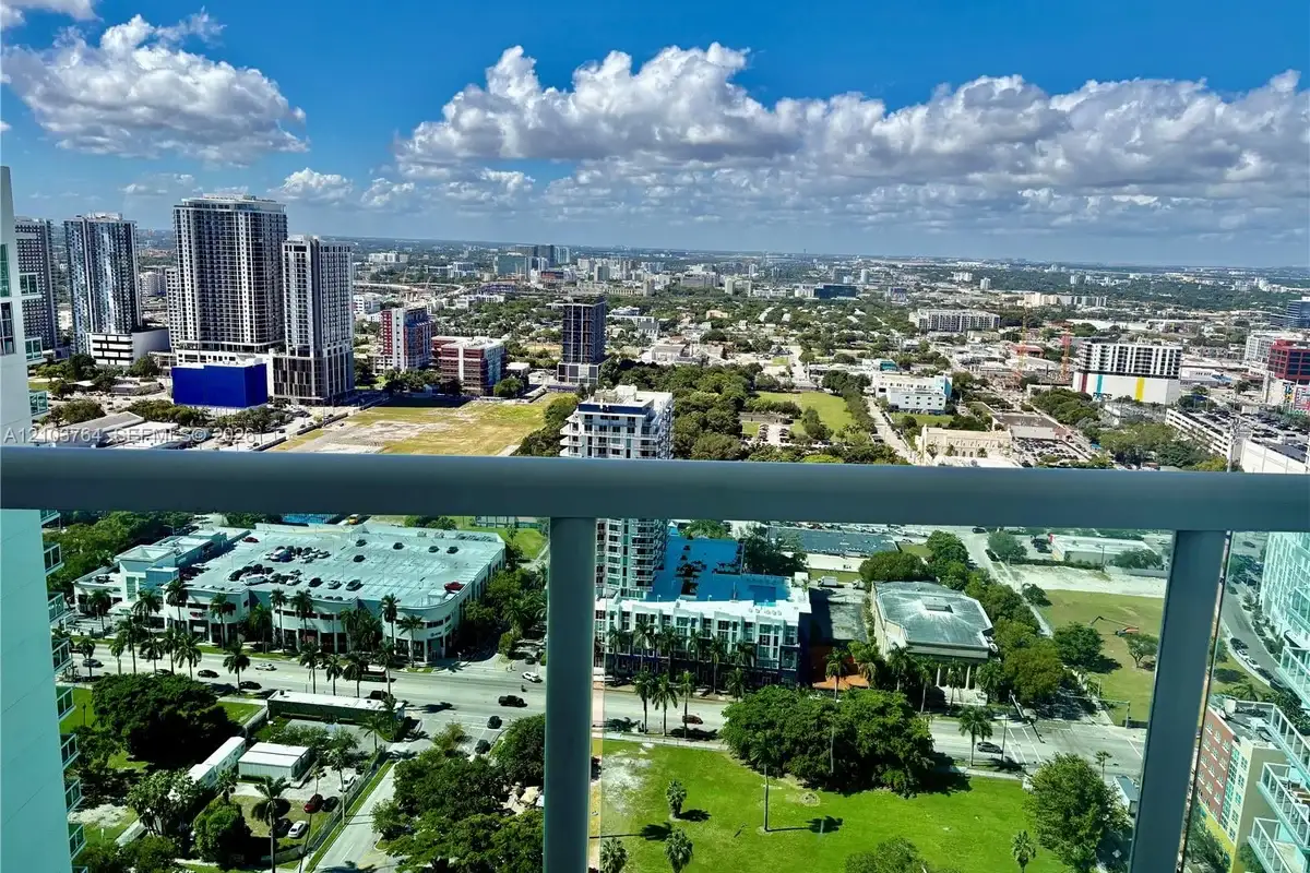 1800 N Bayshore Dr #3908, Miami: photo 1 of 41