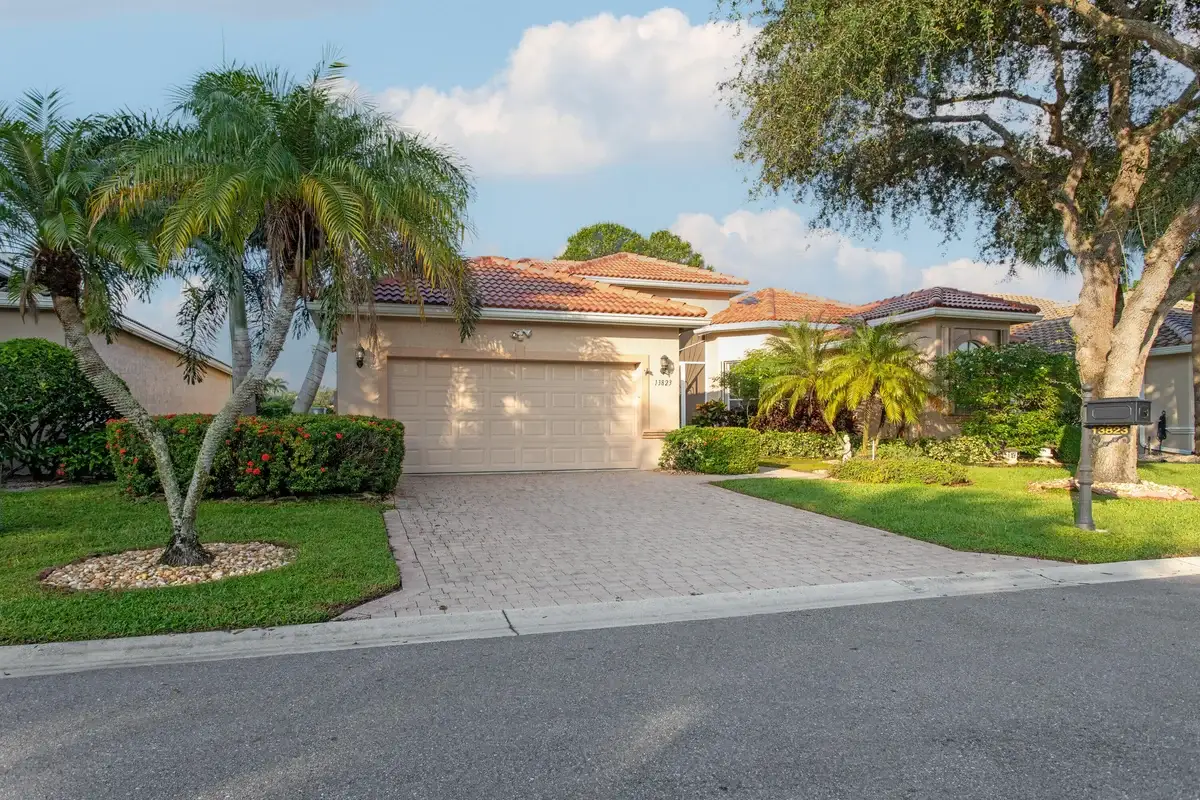 13823 Viale Venezia, Delray Beach: photo 1 of 47