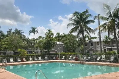 1016 Shoma Dr, Royal Palm Beach: photo 1 of 2