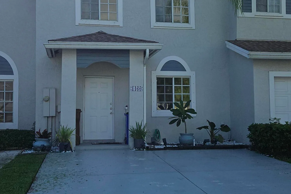 1460 SW 47th Ave, Deerfield Beach: photo 1 of 17