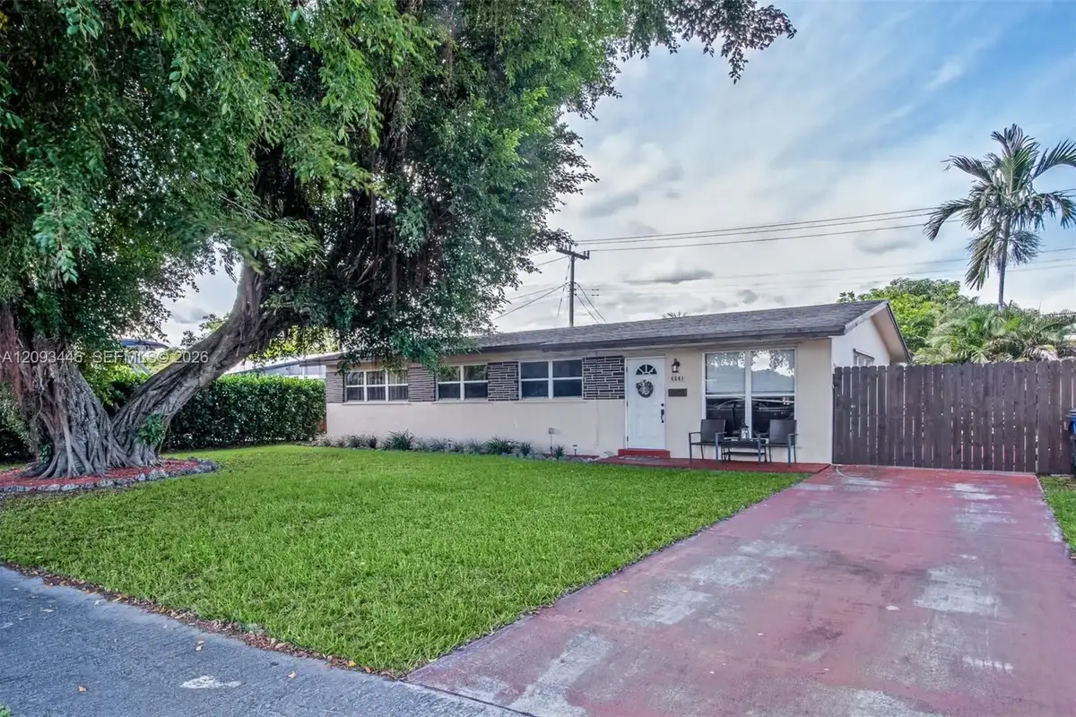 6641 Fillmore St, Hollywood: photo 1 of 22