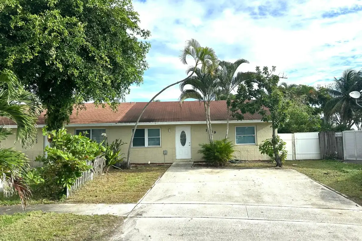 1769 Keenland Cir, West Palm Beach: photo 1 of 17
