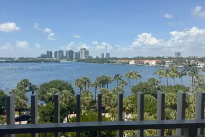 1 Grove Isle Dr #A504, Miami: photo 1 of 4