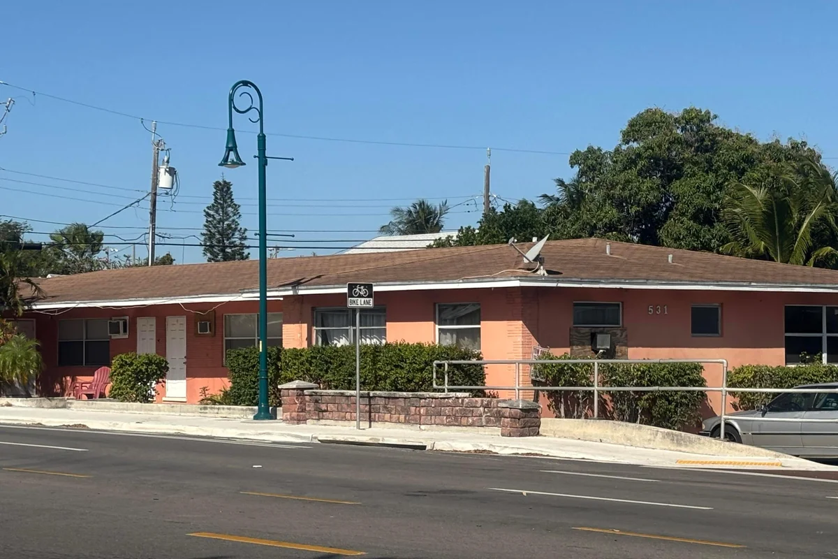 531 S C St #5, Lake Worth Beach: photo 1 of 23
