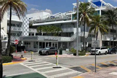 1446 Ocean Dr #28, Miami Beach: photo 1 of 35