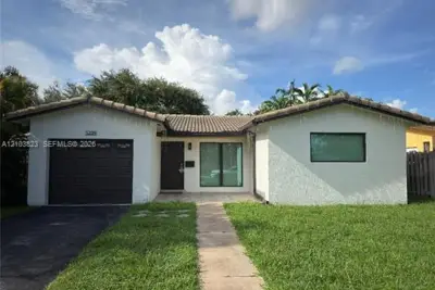5209 Cleveland St, Hollywood: photo 1 of 15