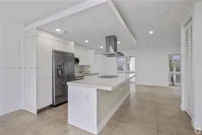 434 SW 10th St #b, Miami: photo 1 of 22