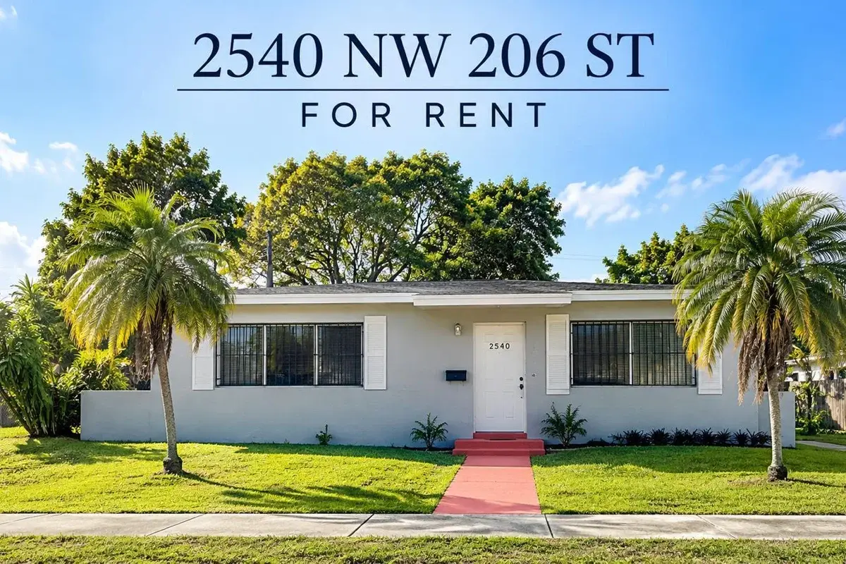 2540 NW 206th St, Miami Gardens: photo 1 of 7