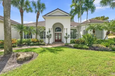 17104 Gulf Pine Cir, Wellington: photo 1 of 65