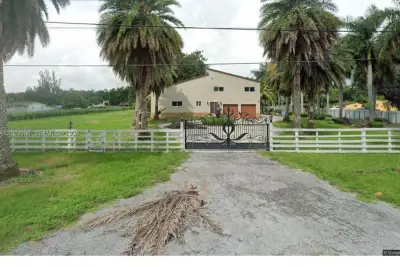 3850 SW 124 Ave, Miramar: photo 1 of 1