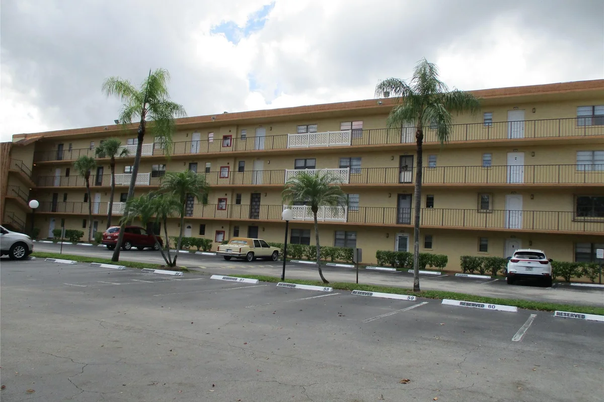 9273 SW 8th St #312, Boca Raton: photo 1 of 41