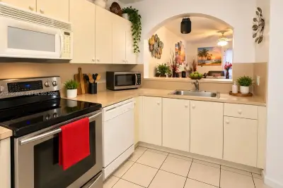 1271 SE 29th St #104-24, Homestead: photo 1 of 12