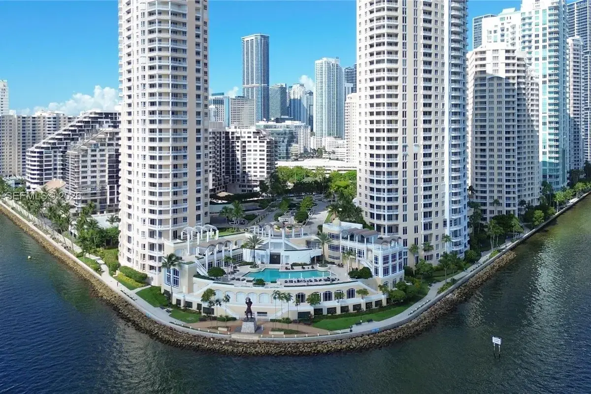 848 Brickell Key Dr #306, Miami: photo 1 of 66
