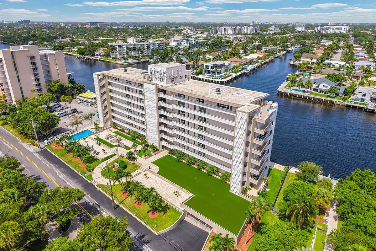 201 N Riverside Dr #802, Pompano Beach: photo 1 of 50