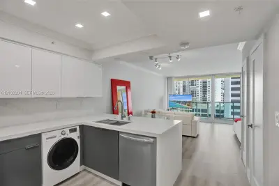 2501 S Ocean Dr #704, Hollywood: photo 1 of 58