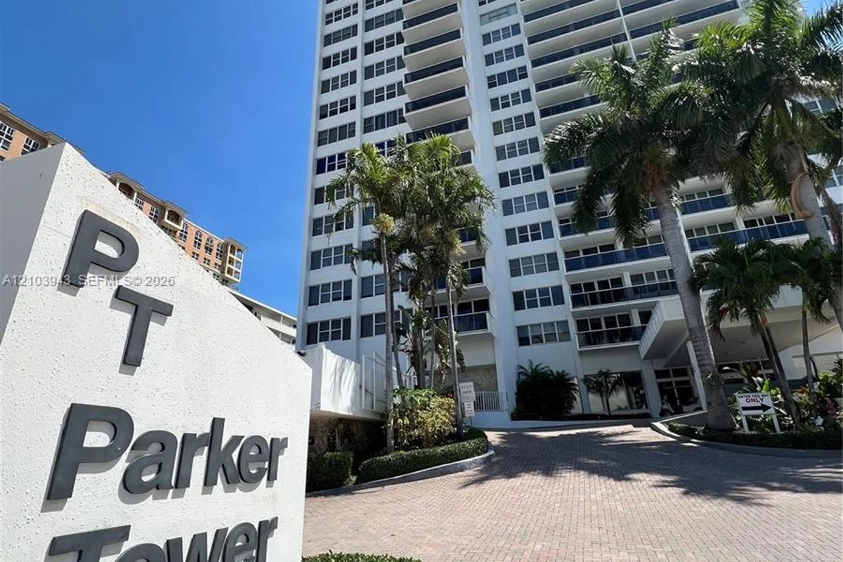 3140 S Ocean Dr #303, Hallandale Beach: photo 1 of 28