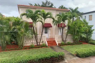 19 Sidonia Ave #1, Coral Gables: photo 1 of 10
