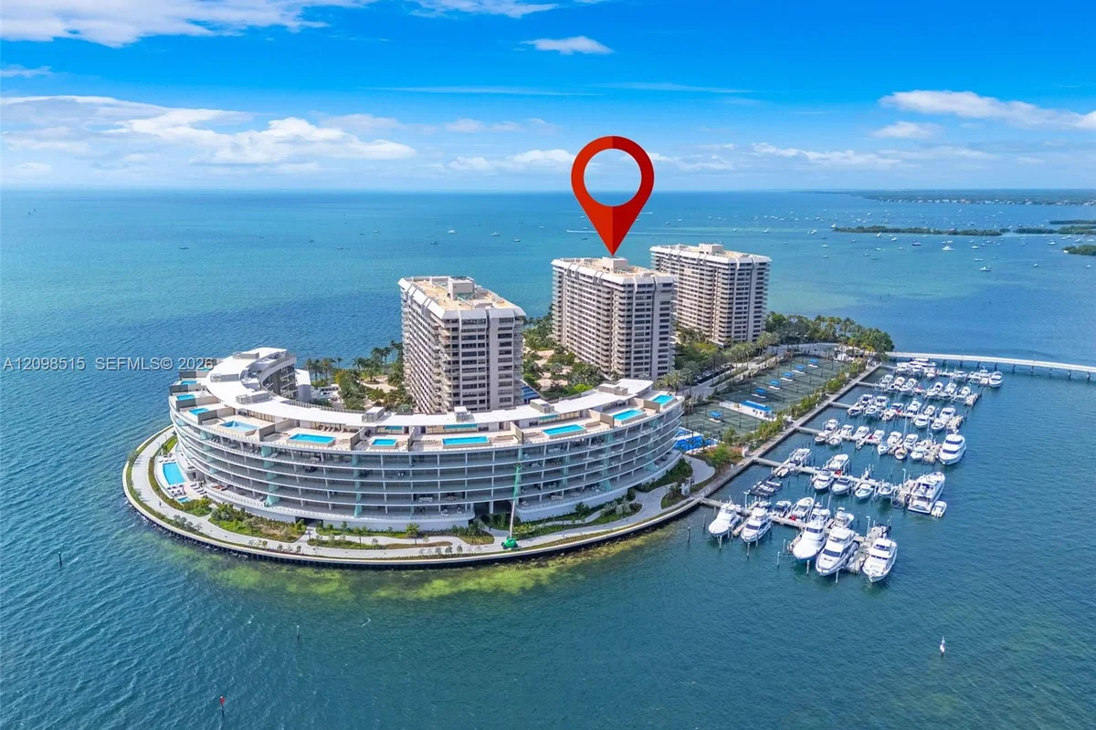 2 Grove Isle Dr #B606, Miami: photo 1 of 13