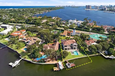 1950 Portage Landing N, North Palm Beach: photo 1 of 76
