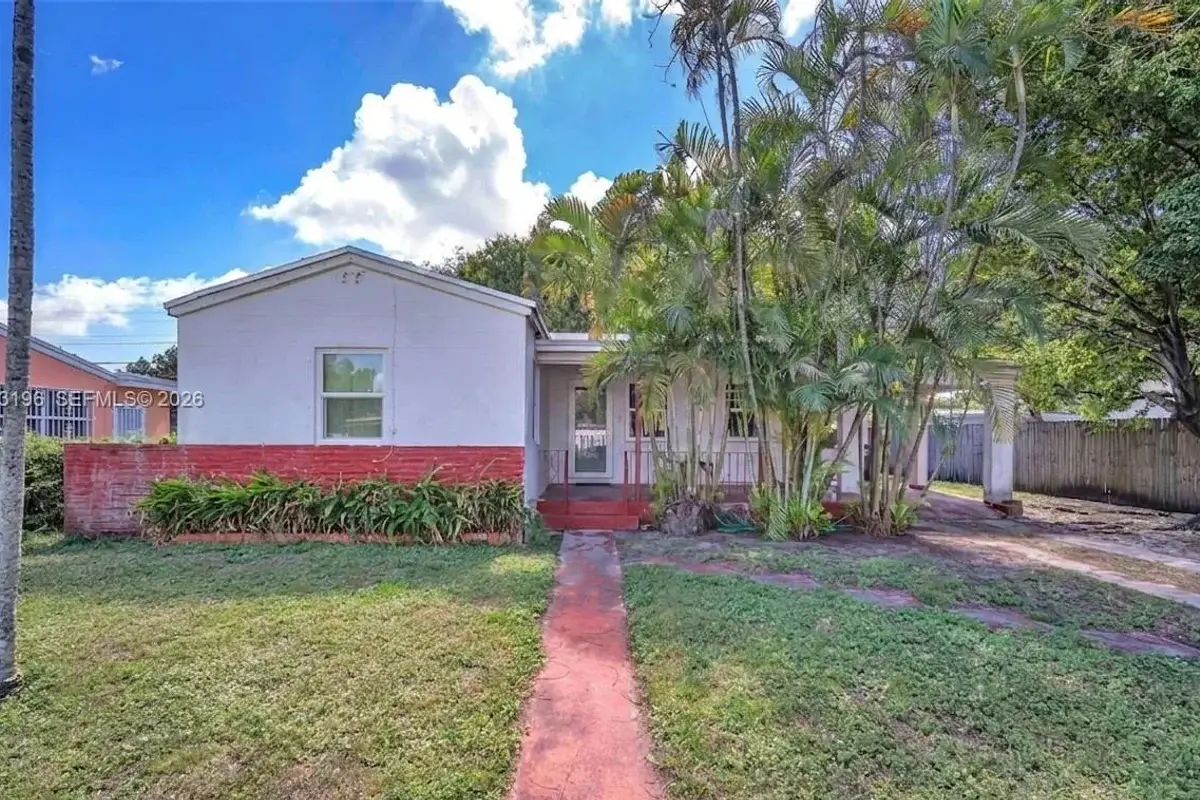 1236 Jann Ave, Opa-locka: photo 1 of 25