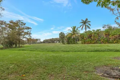 4168 Inverrary Dr #102, Lauderhill: photo 1 of 8
