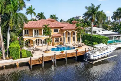 67 Royal Palm Dr, Fort Lauderdale: photo 1 of 101