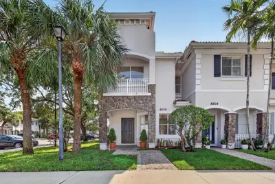 8200 SW 25th Ct #101, Miramar: photo 1 of 44
