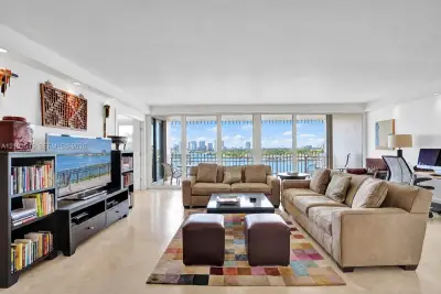 1 Grove Isle Dr #A1108, Miami: photo 1 of 18