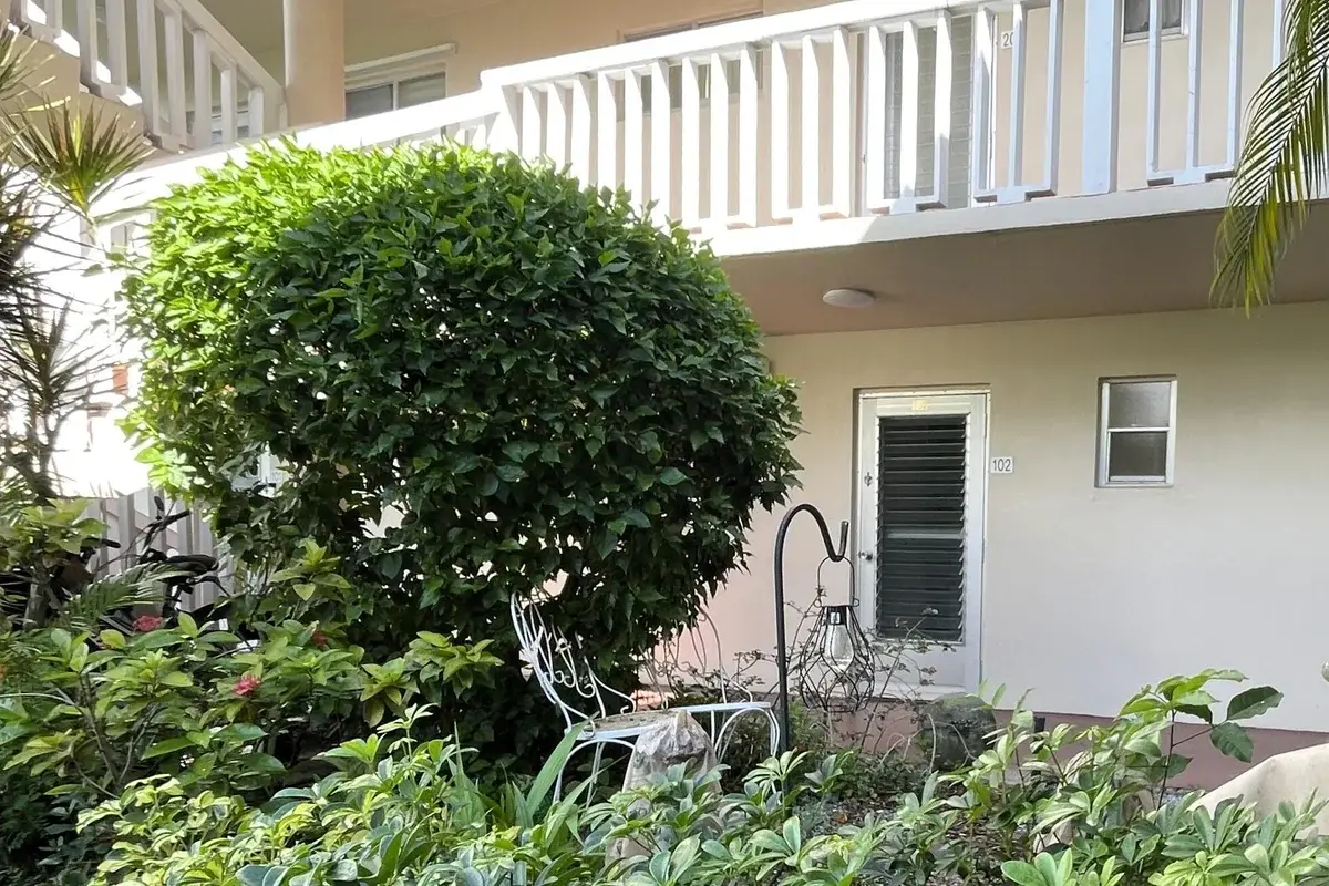 2856 Garden Dr S #102, Palm Springs: photo 1 of 42