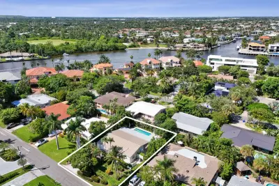 3207 Dover Rd, Pompano Beach: photo 1 of 53